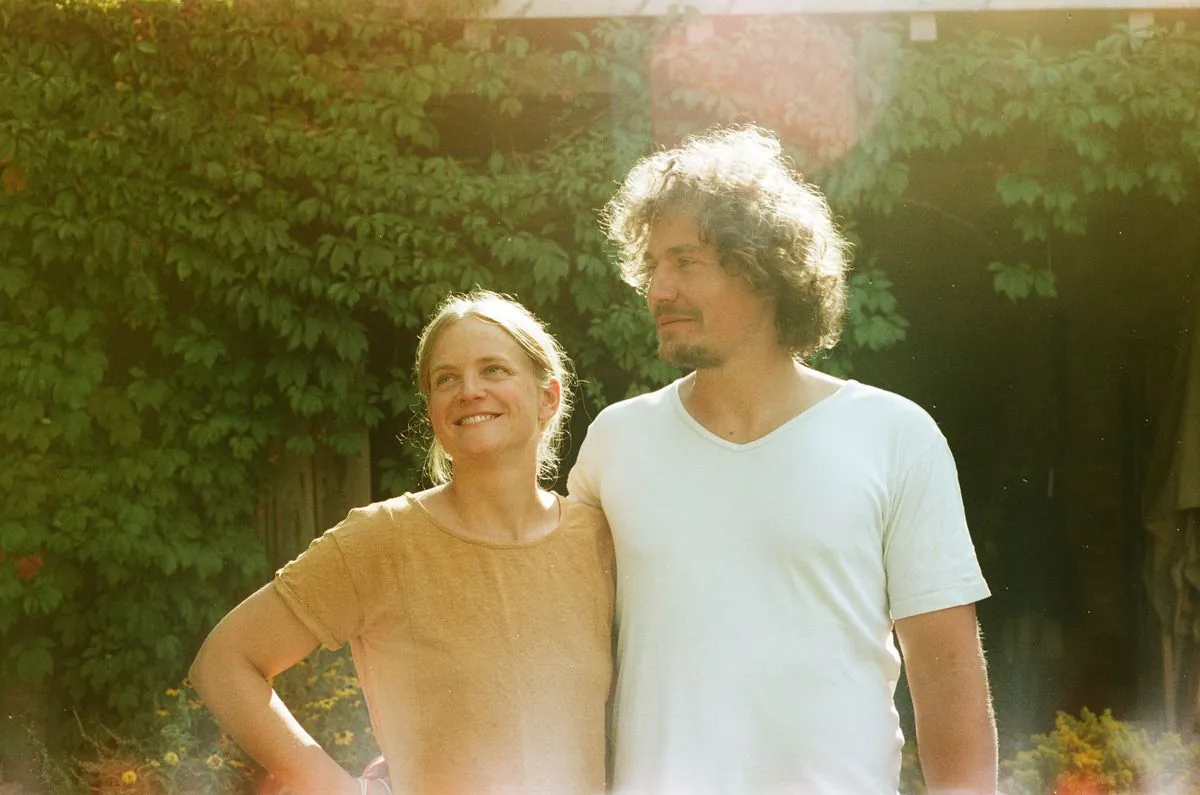 Das Paar hinter Von Hand – Blumen und Gemüse